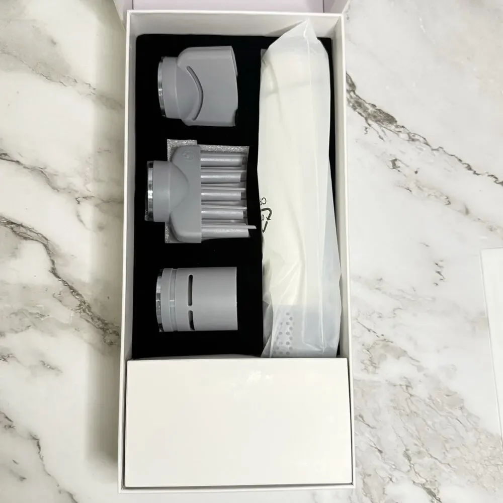 Portable Handheld Pet Hair Dryer, 3 Temp Settings & 3 Attachments New In Box